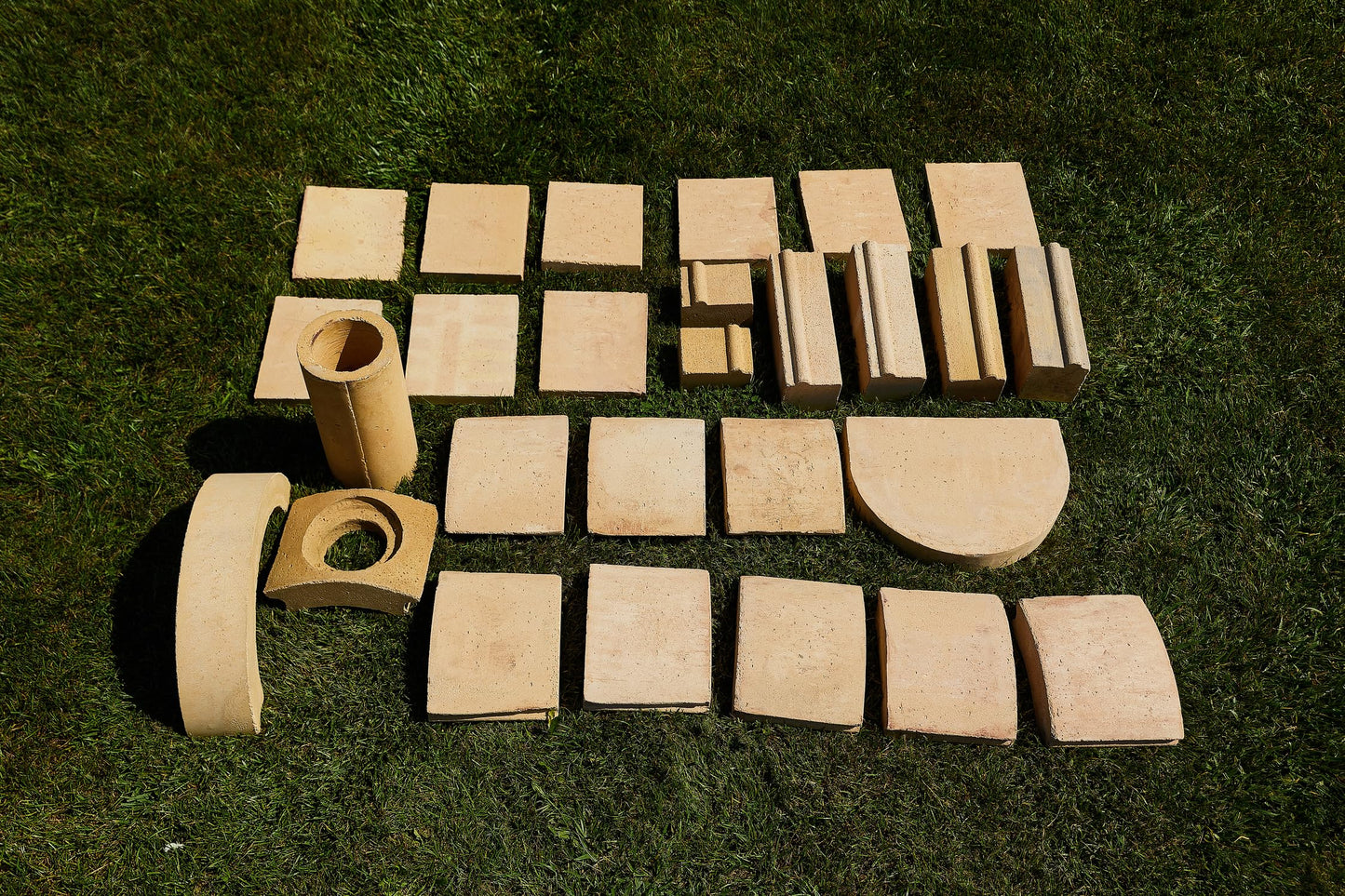 GIRtech BRAVO Wood Burning Fire Brick Pizza Oven for Outdoor Cooking - FULLY DIY KIT - Includes Firebrick Set, Refractory Glue, Trowel, Gloves, Cover, Steel Gate, Assembly Instructions (3 hours) - CookCave