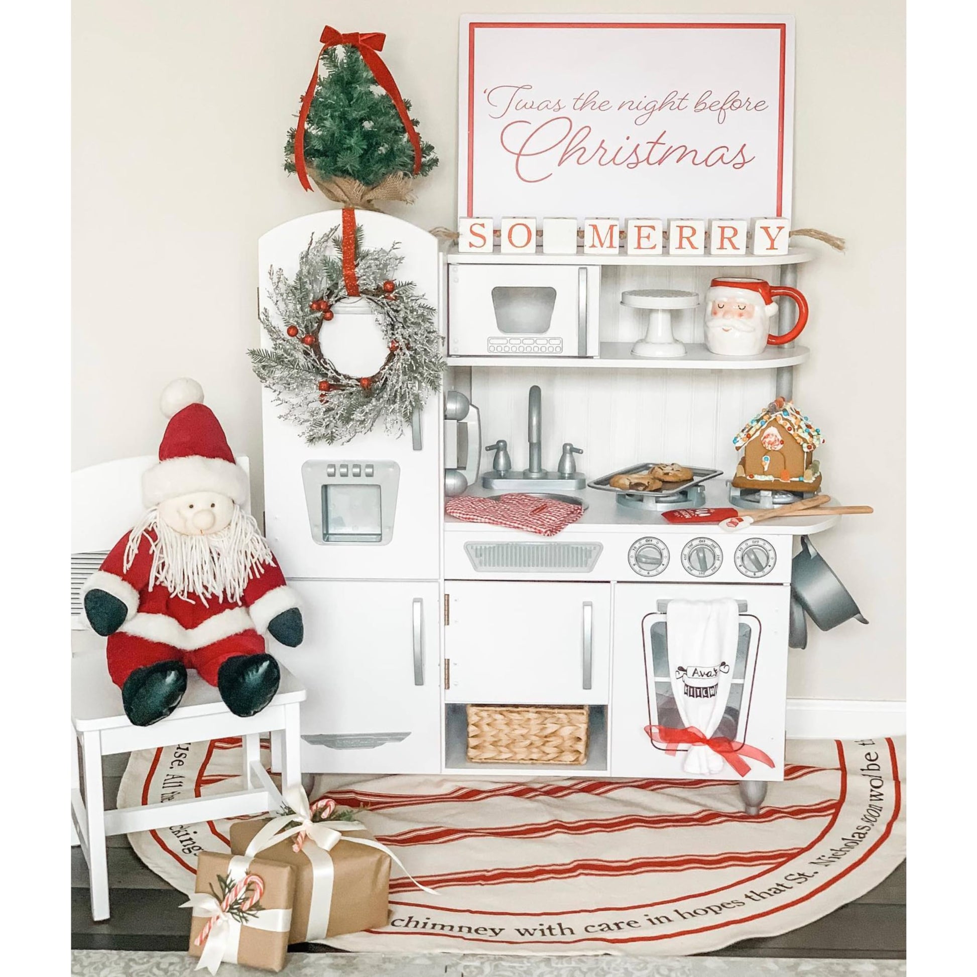 KidKraft Vintage Wooden Play Kitchen with Pretend Ice Maker and Play Phone, White - CookCave