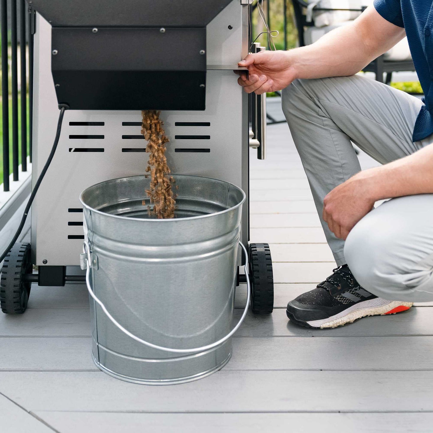 Lifetime Gas Grill and Wood Pellet Smoker Combo, WiFi and Bluetooth Control Technology - CookCave