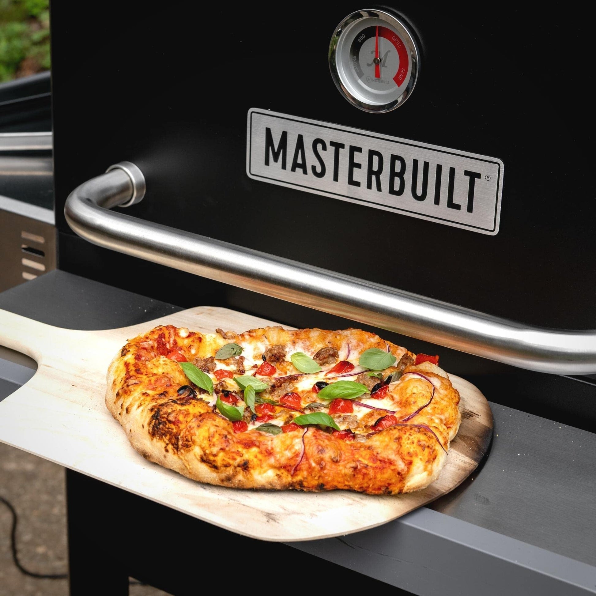 Masterbuilt MB20181722 Gravity Series Grill Outdoor Pizza Oven, Large, Black - CookCave