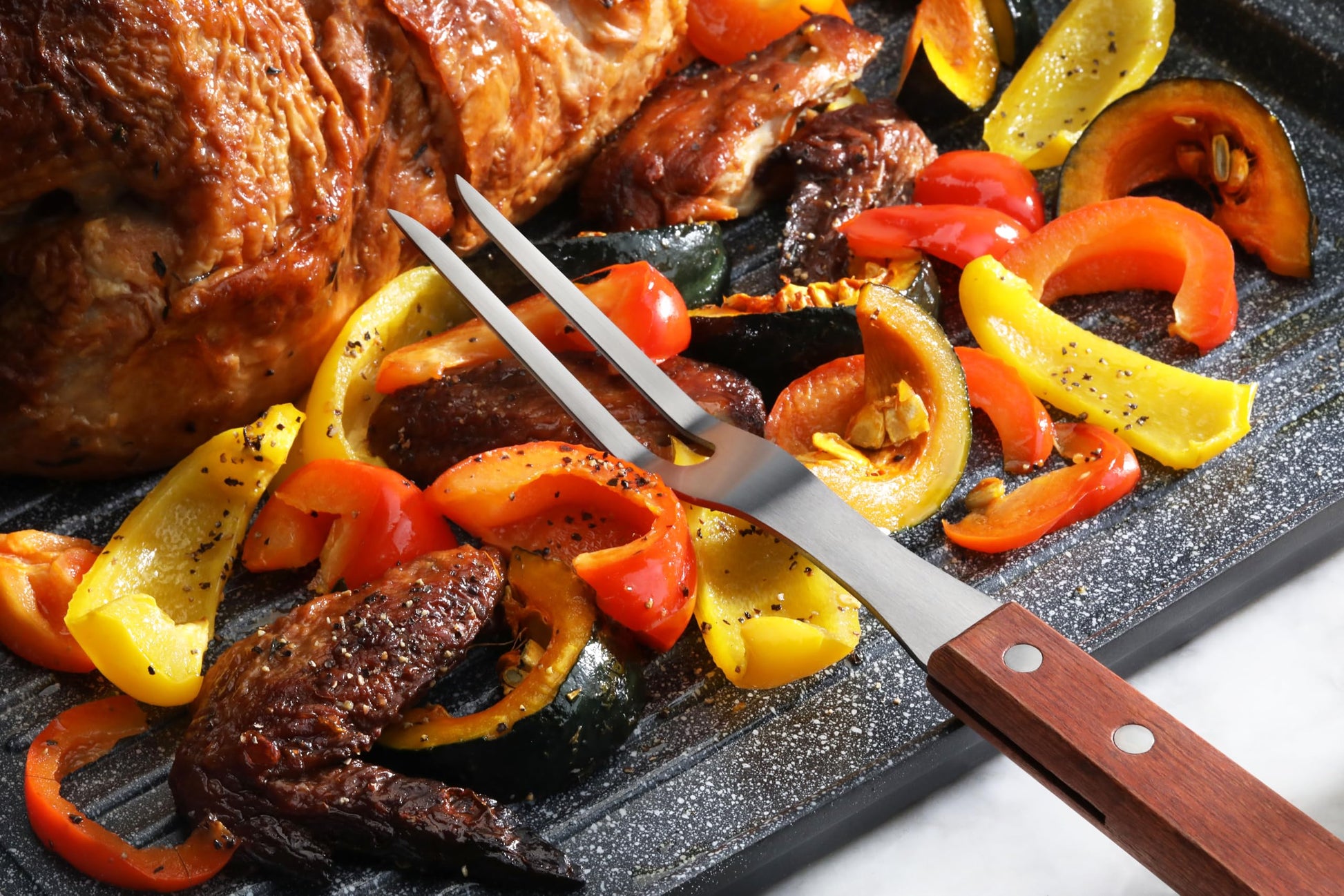 New Star Foodservice | Commercial Grade BBQ Fork, Wood Handle (13-Inch) - CookCave