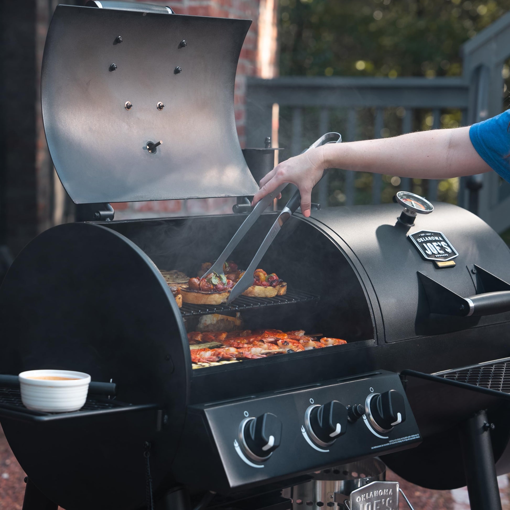 OKLAHOMA JOE'S® Canyon™ Charcoal and Propane Gas Combination Smoker and Grill, Black Steel, 24203004 - CookCave