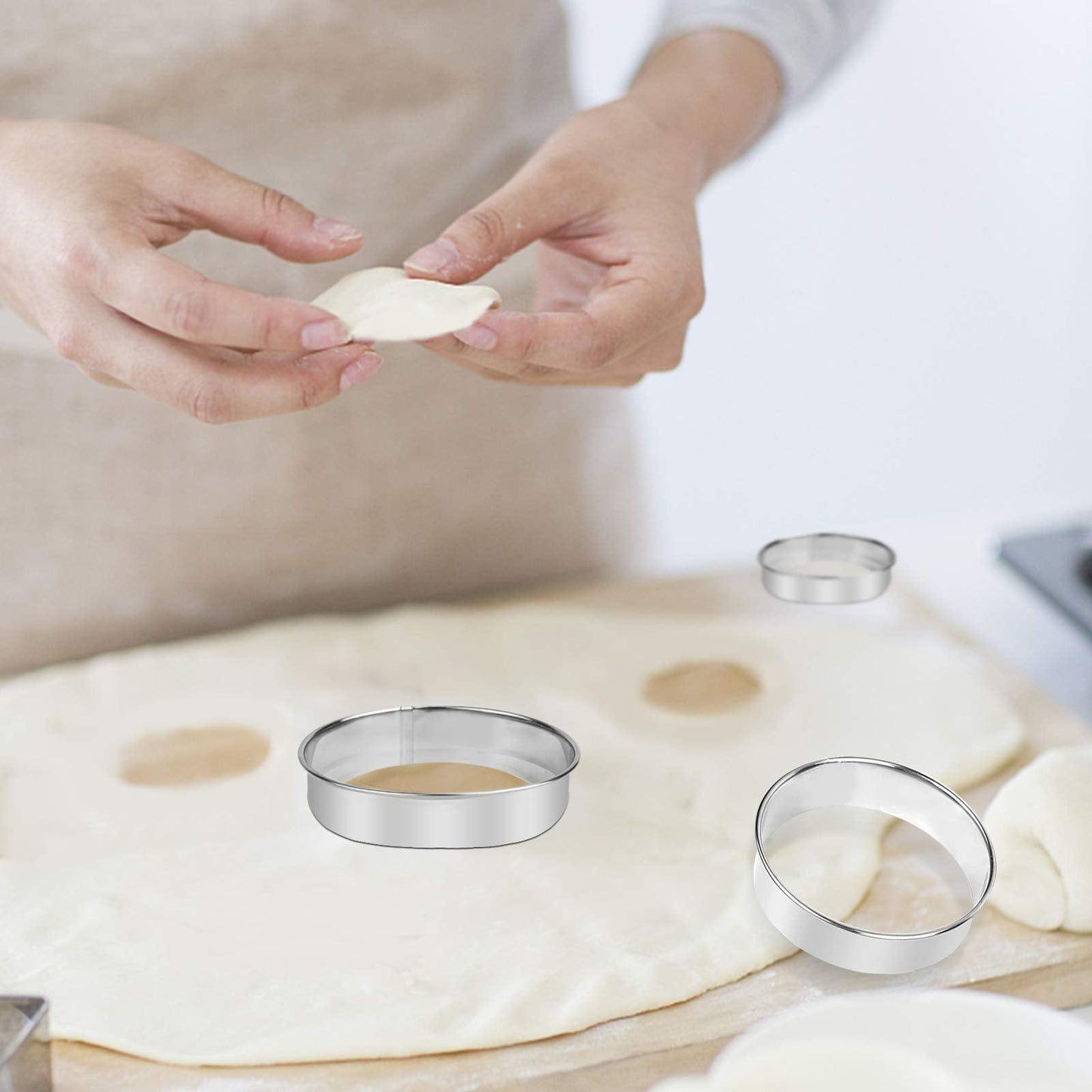 12 Pcs Donut Hole Cookie Biscuit Cutter Set for Baking, Graduated Doughnut Round Cookie Cutters, Metal Scone Circle Cookie Cutters for Frying, Biscuits Ring Molds for Cooking Cake(1-4.4 Inch) HAHAYOO - CookCave