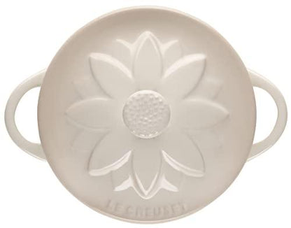 Le Creuset Stoneware Mini Round Cocotte with Flower Lid, 8oz., Meringue - CookCave