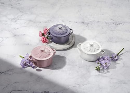 Le Creuset Stoneware Mini Round Cocotte with Flower Lid, 8oz., Meringue - CookCave