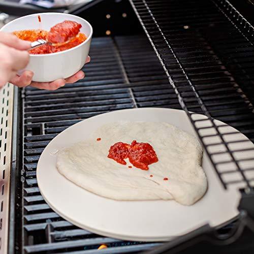 Navaris XL Pizza Stone for Baking - Cordierite Pizza Stone Plate for BBQ Grill Oven - Cook Serve Pizza, Bread - Incl. Recipe Book - Round, 12" x 0.6" - CookCave