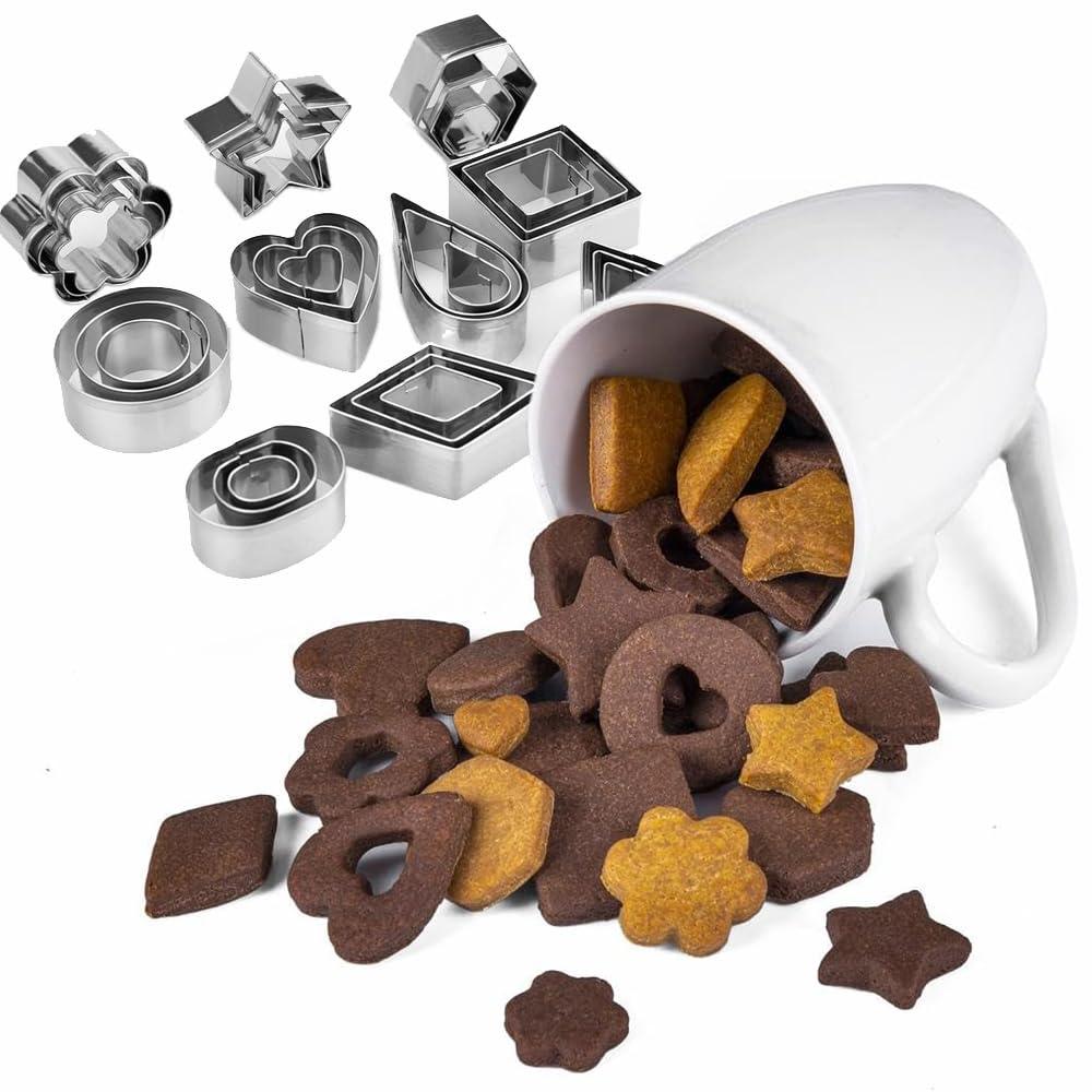 30Pcs Mini Cookie Cutter Set with Box, Small Stainless Steel Veggie Cutters, Polymer Clay Cutters for Kids, Geometric Set for Biscuit Cutter, Tiny Fruit Cutter - CookCave