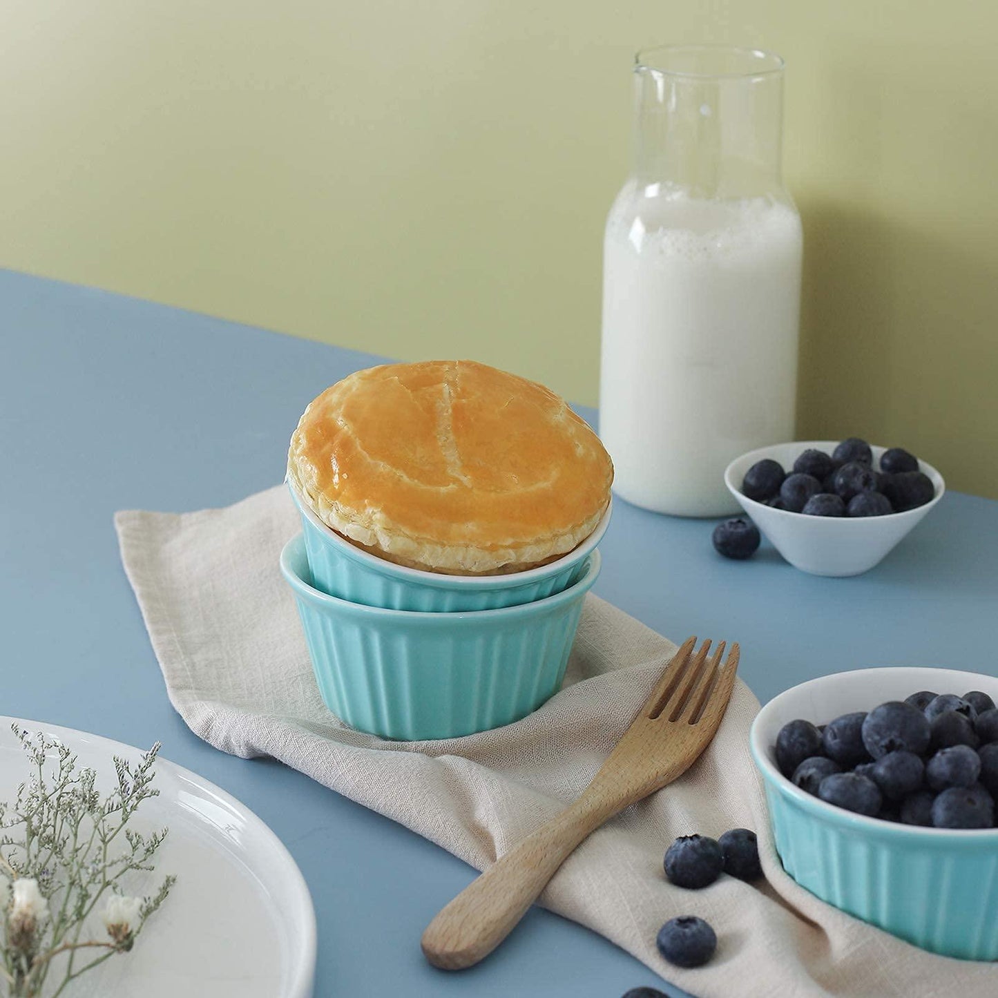 LIFVER 6 oz Ramekins, Small Mini Baking Ceramic Ramekins Creme Brulee Ramekins, Classic Style Porcelain Ramekins, Baking Souffle Ramekins Bowls, Set of 6,Blue - CookCave