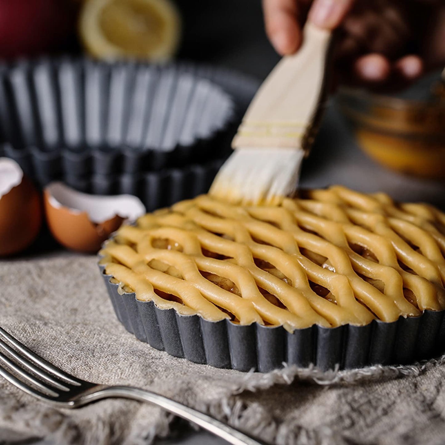 Tosnail Set of 3 Non-Stick Round Quiche Pan, 12 Inch, 10 Inch, 8 Inch Fruit Tart Pan, Fluted Pie Pan with Removable Bottoms - CookCave