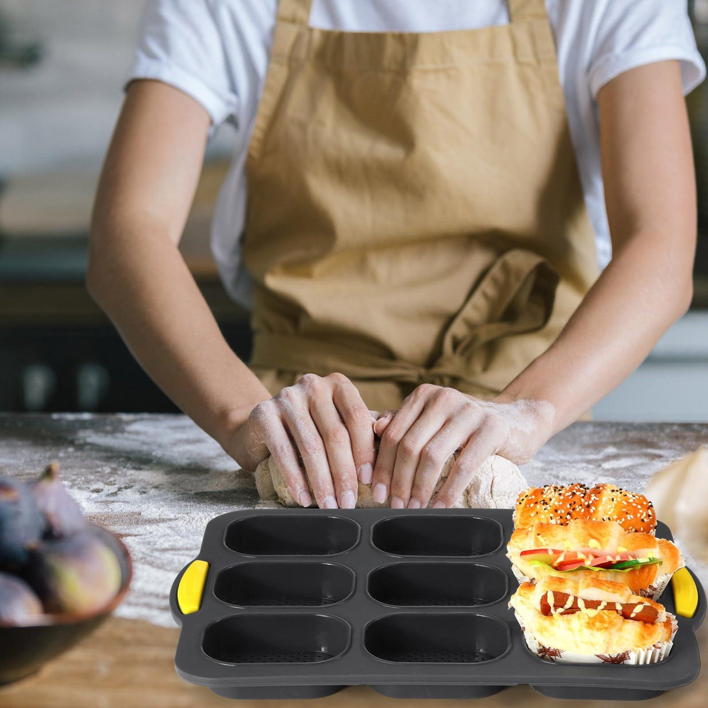 FillTouch Set of 5 Silicone Baguette Pan with Brush Spatula Gloves 9 and 4 Wave Perforated Bread Baking Tray Mold Nonstick French Baguette Pans for Oven Bake Mould Toaster Pan for Loaf Hot Dog, Black - CookCave