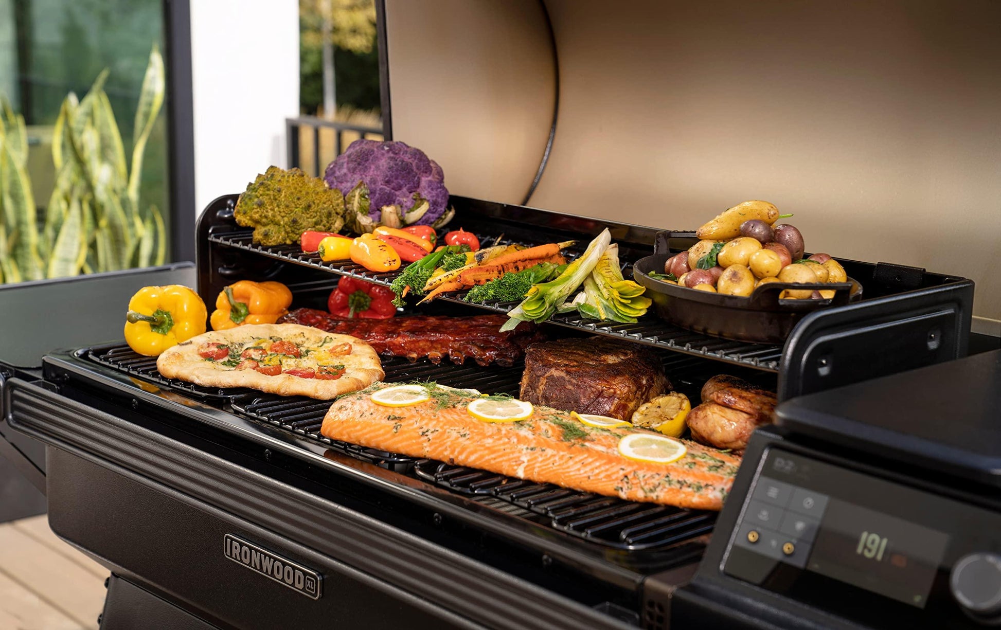 Traeger Ironwood XL Wood Pellet Grill and Smoker with WiFi and App Connectivity,Black - CookCave