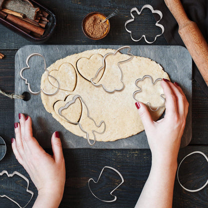 Layhit 14 Pcs Valentine's Day Cookie Cutters Set Holiday Cookie Cutters Shamrock Cookie Cutters Easter Cookie Cutters Heart Egg Bunny Shamrock for Valentine Easter St. Patrick's Day Party, 14 Shapes - CookCave