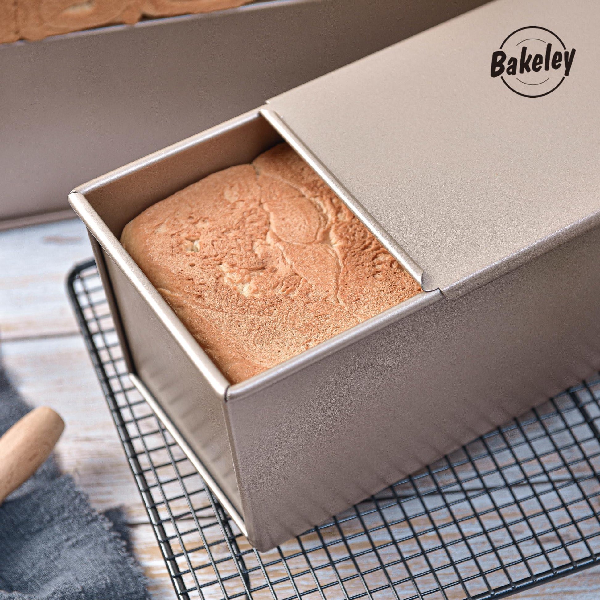 Bakeley Commercial Pullman Loaf Pan with Lid, Dough Capacity Non-stick Rectangle Flat Toast Box for Oven Baking 13.6"×5.4"×4.7"(Champagne Gold) - CookCave