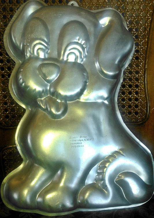 Wilton 1 2 3 Cake Pan: Precious Puppy/Pup/Dog (2105-9434, 1991) - CookCave