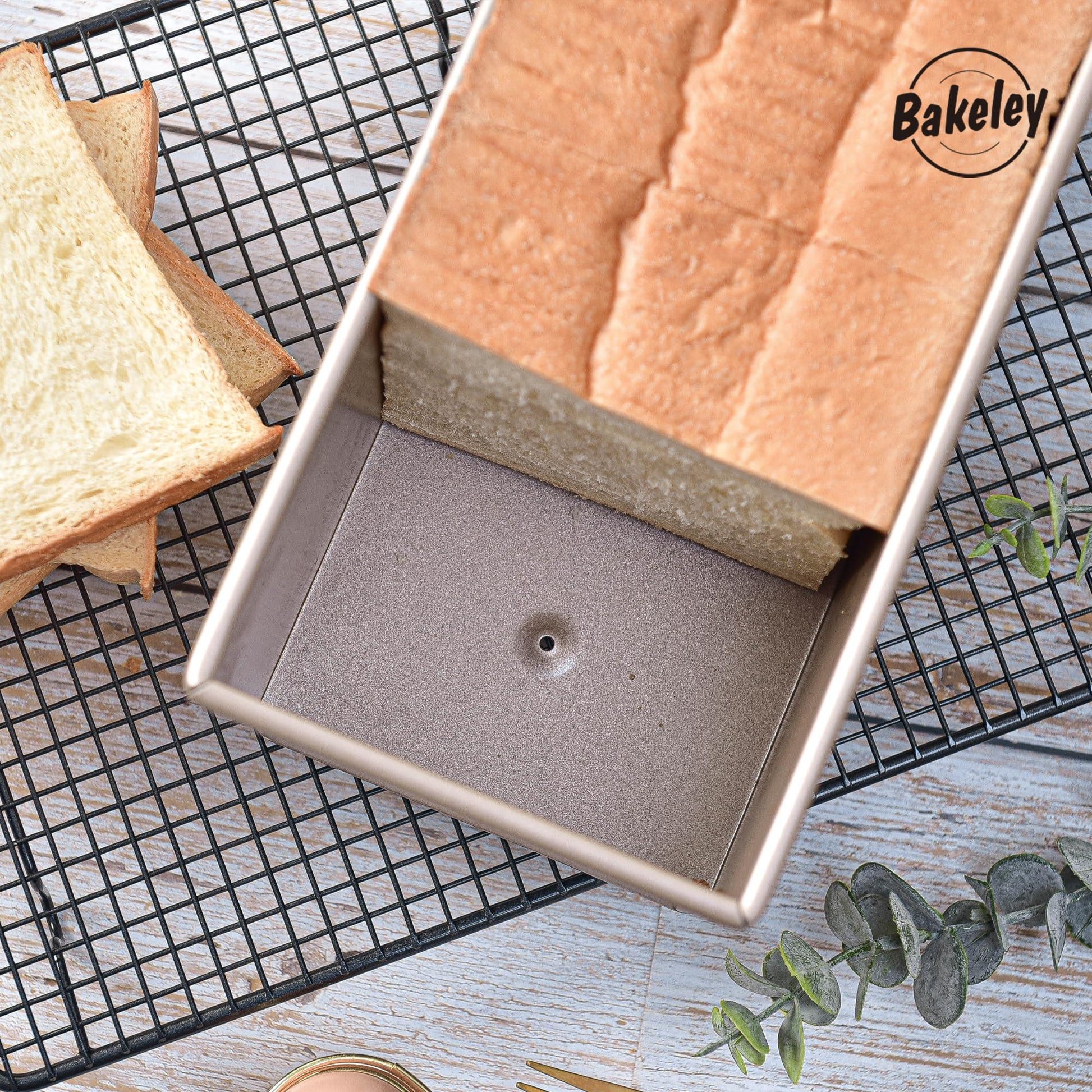 Bakeley Commercial Pullman Loaf Pan with Lid, Dough Capacity Non-stick Rectangle Flat Toast Box for Oven Baking 13.6"×5.4"×4.7"(Champagne Gold) - CookCave