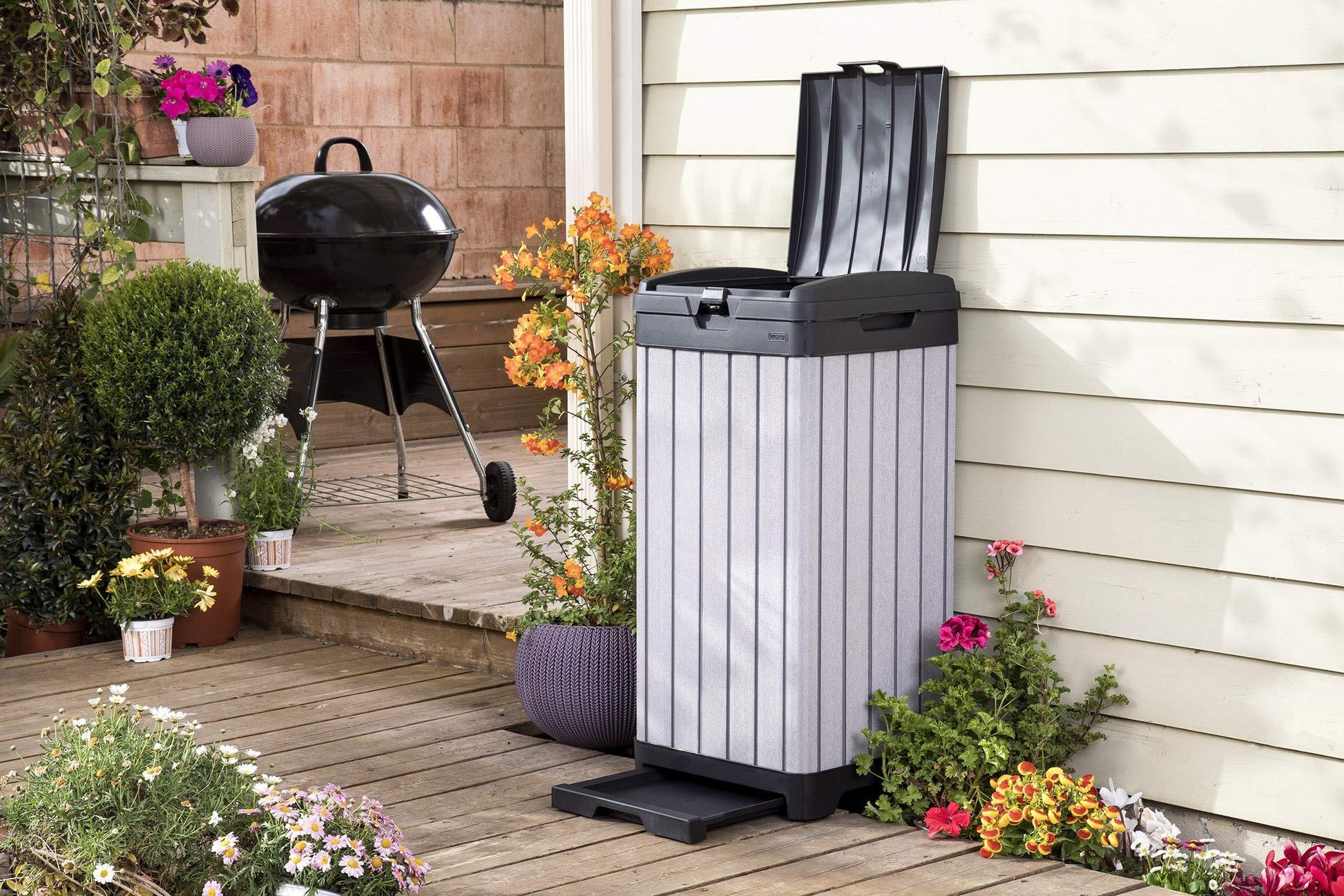 Keter Rockford Resin 38 Gallon Trash Can with Lid and Drip Tray for Easy Cleaning - Perfect for Patios, Kitchens, and Outdoor Entertaining - CookCave