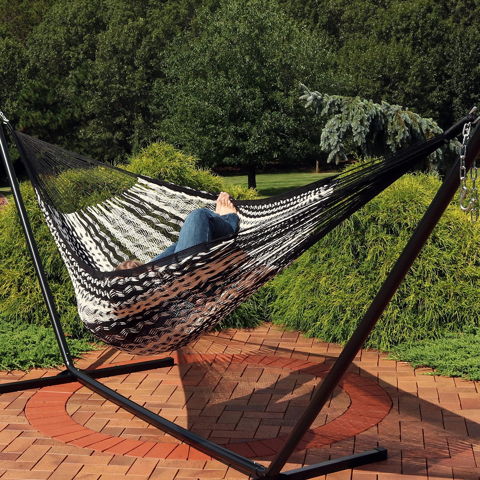 Sunnydaze Handwoven XXL Thick Cord Mayan Family Hammock - 625-Pound Capacity - Black/Natural - CookCave